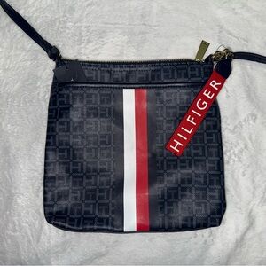 NWT Tommy Hilfiger Crossbody Bag